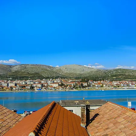 Πανσιόν Jadran Ciovo 3*
