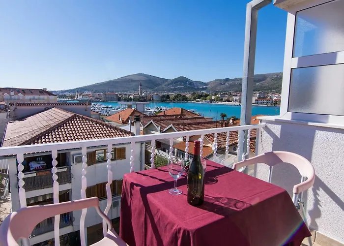 Konukevi Jadran Ciovo Trogir