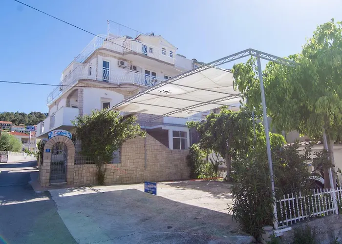 Jadran Ciovo Konukevi 3*