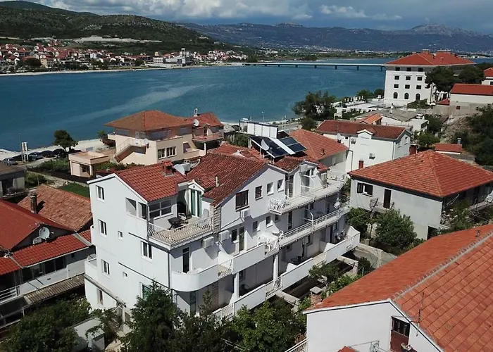 Pensionat Jadran Ciovo 3*