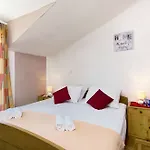 ゲストハウス Jadran Ciovo 3*