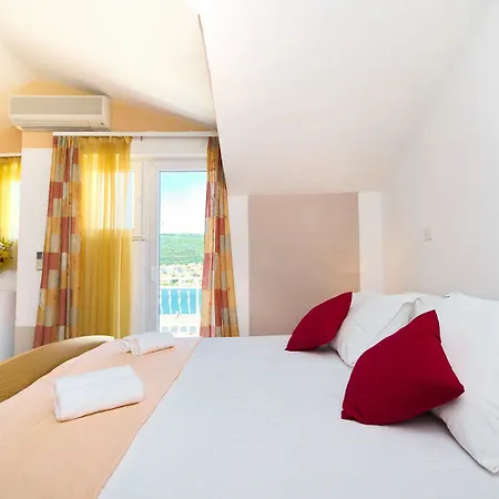 Jadran Ciovo 3*