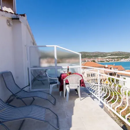 Jadran Ciovo 3* トロギール